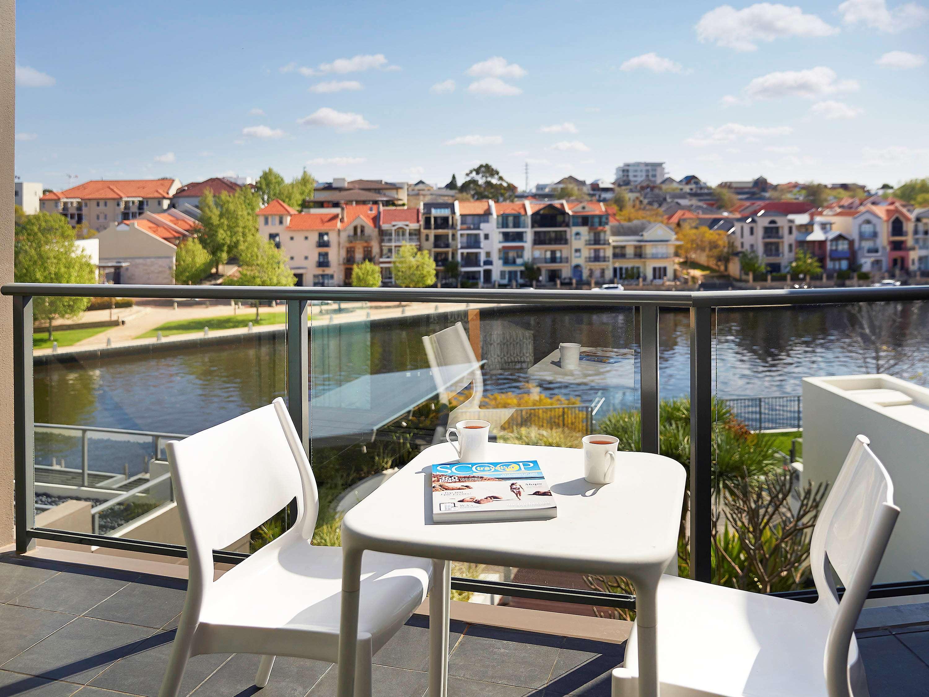 East Perth Suites Hotel Exteriér fotografie