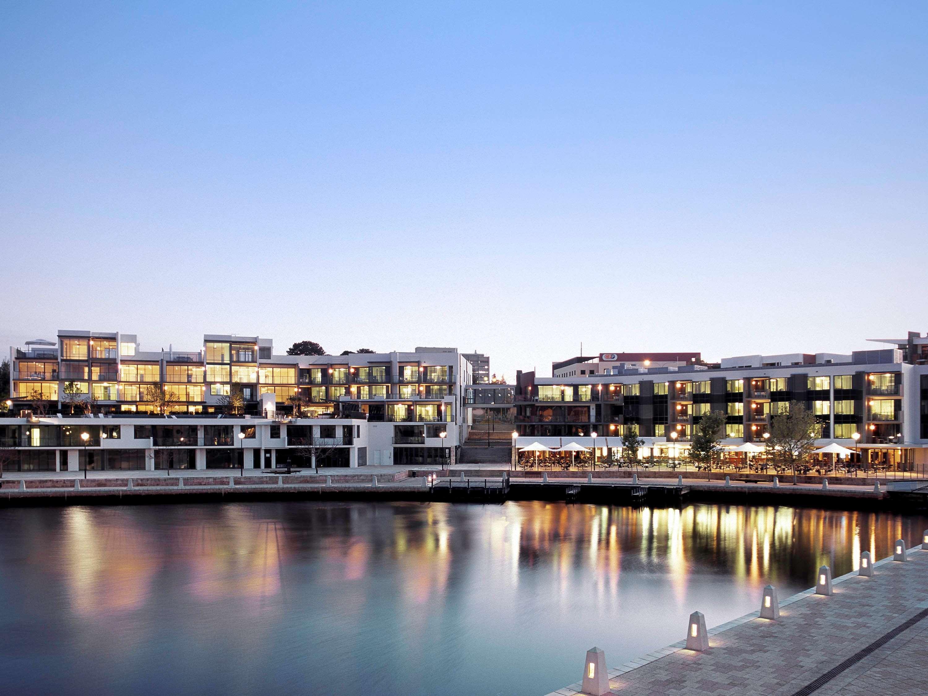 East Perth Suites Hotel Exteriér fotografie
